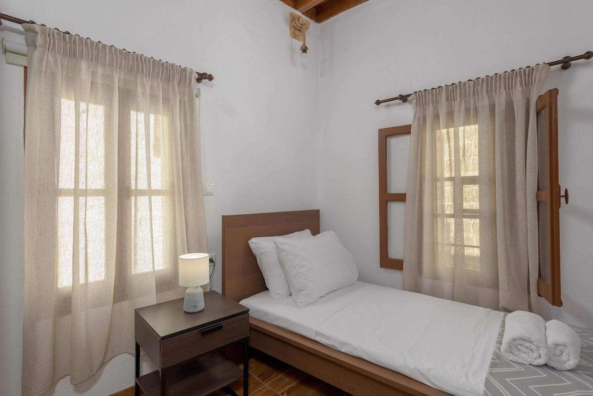 Apartment Rustic Self-inn Rhodes City