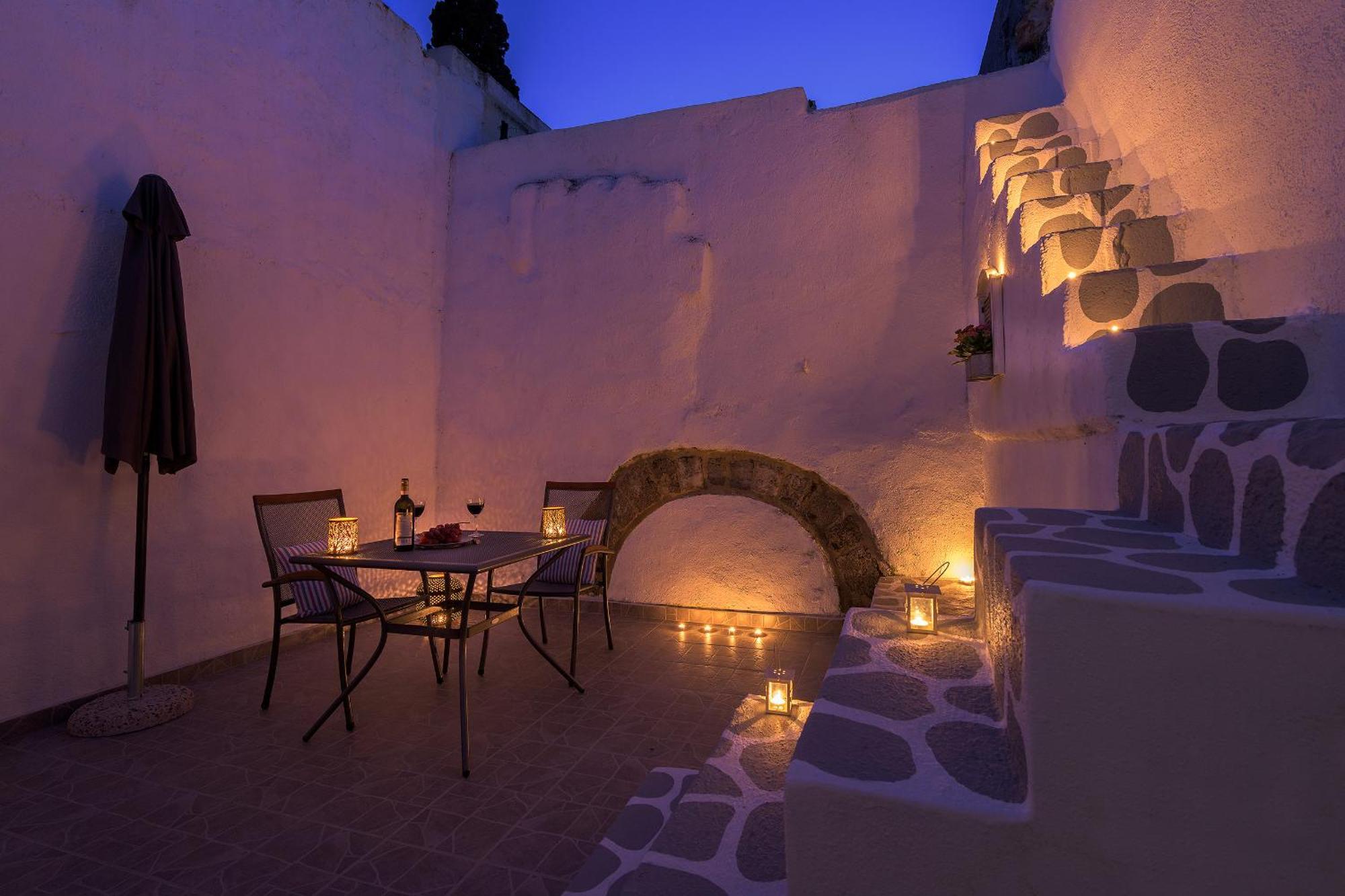 Rustic Self-inn Rhodes City